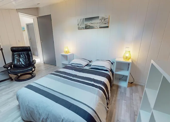 ヴィラ La Du Rocher